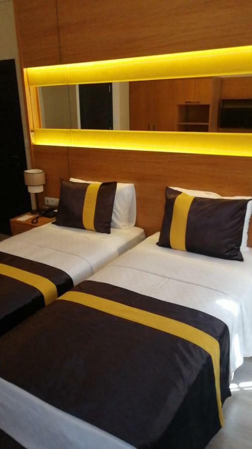 Karamans Sirkeci Suites Hotel Estambul Exterior foto